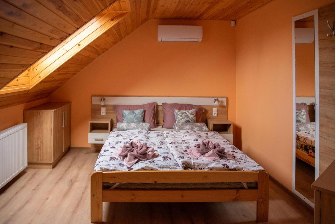 Benige Vendeghaz Hotel Demjen Luaran gambar